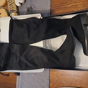 Women's size 7 Over the Knee Boots